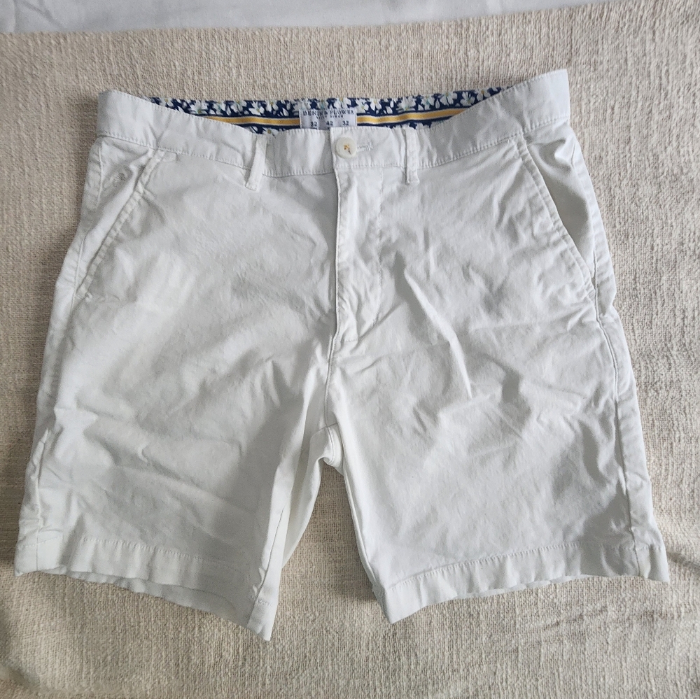 Denim & Flower White Shorts